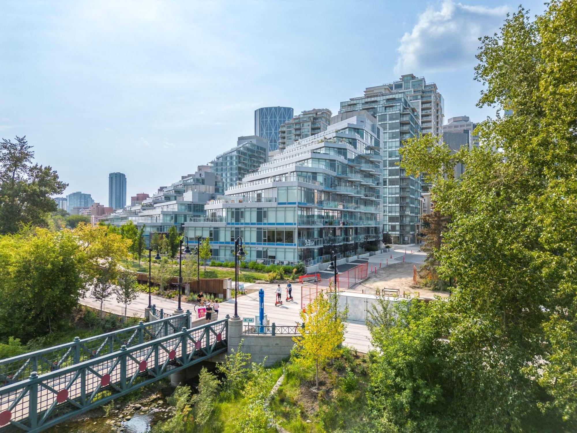 Guest Favorite Riverside Retreat- Walking Trails, Downtown Near Stampede! Free Banff Pass, Wine, Gym, Parking! Κάλγκαρι Εξωτερικό φωτογραφία